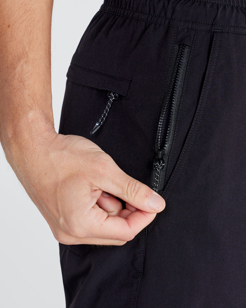 Black [inseam - 5.5"]